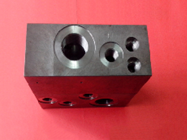 工程液壓系統(tǒng)閥體